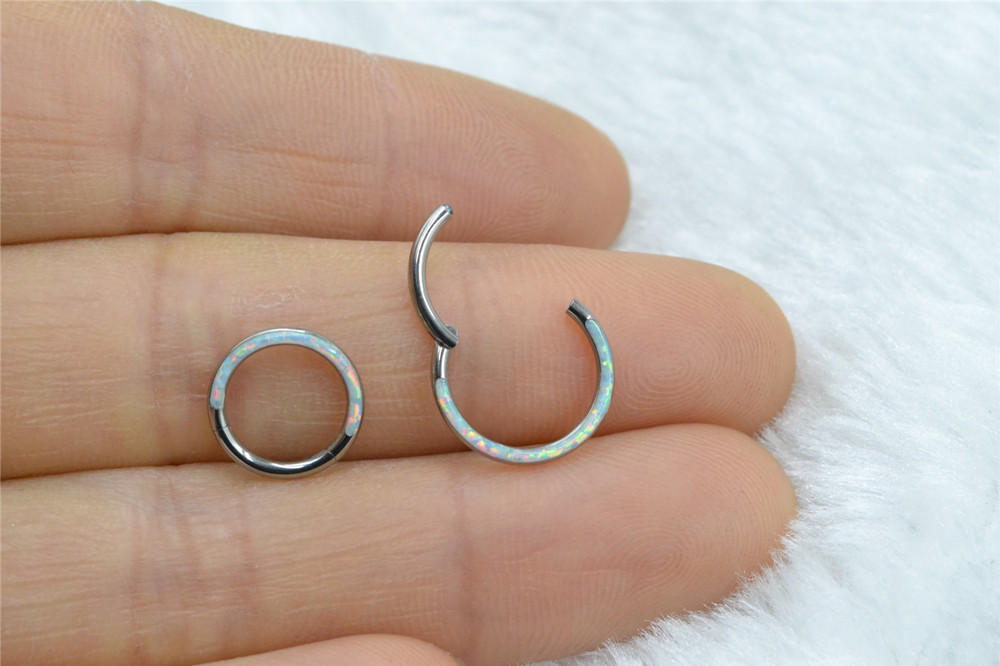 10pcs/Lot G23 Titanium Opal St - Clicker Ring Seamless recensione e prezzo